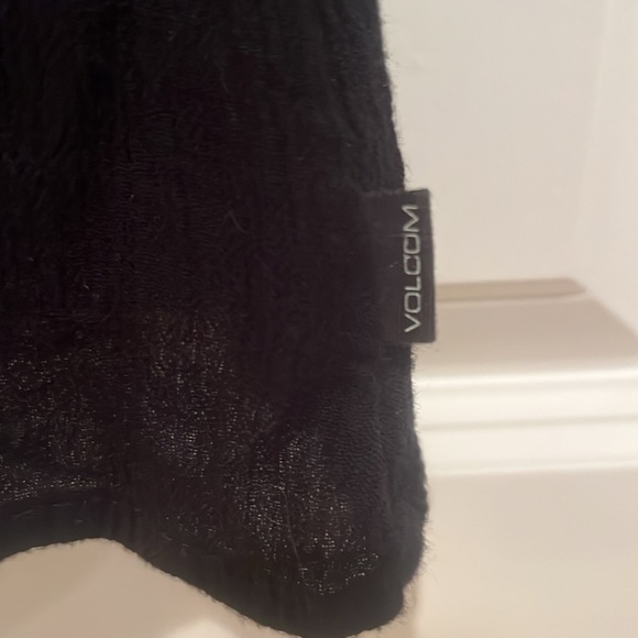 Genuine Volcom Dress - Picture 8 of 9